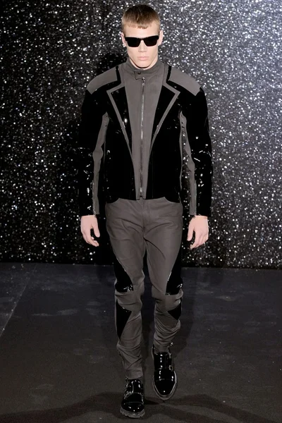 Look 31